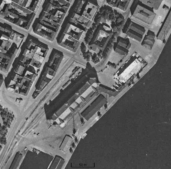 Oversiktskart fra 1937. Sadelmakerhullet er fylt igjen, og Havnelageret er bygget. Ref.: kart.finn.no